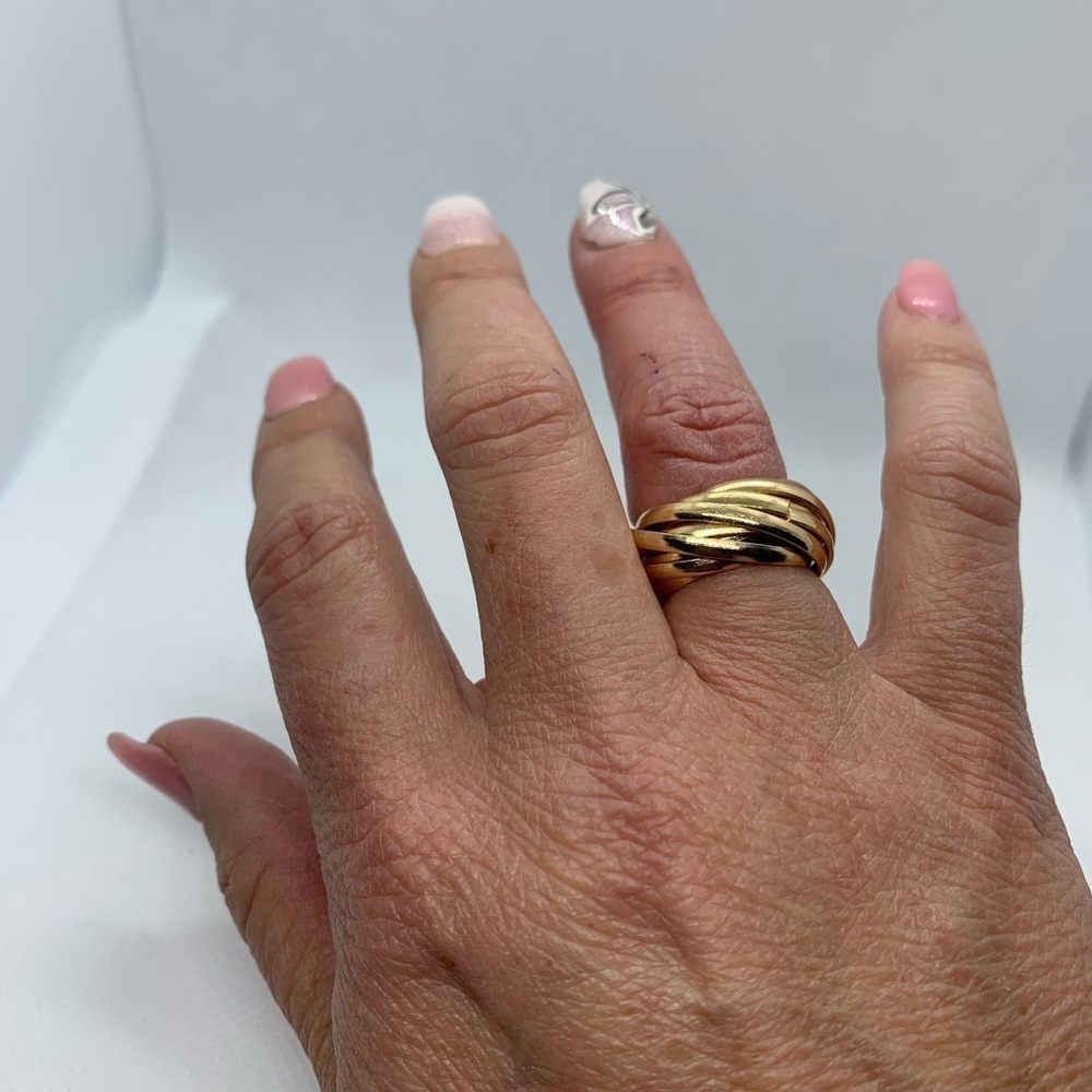 Goldtone Knotted Puzzle Ring – Size 5.5 - Picture 4 of 7